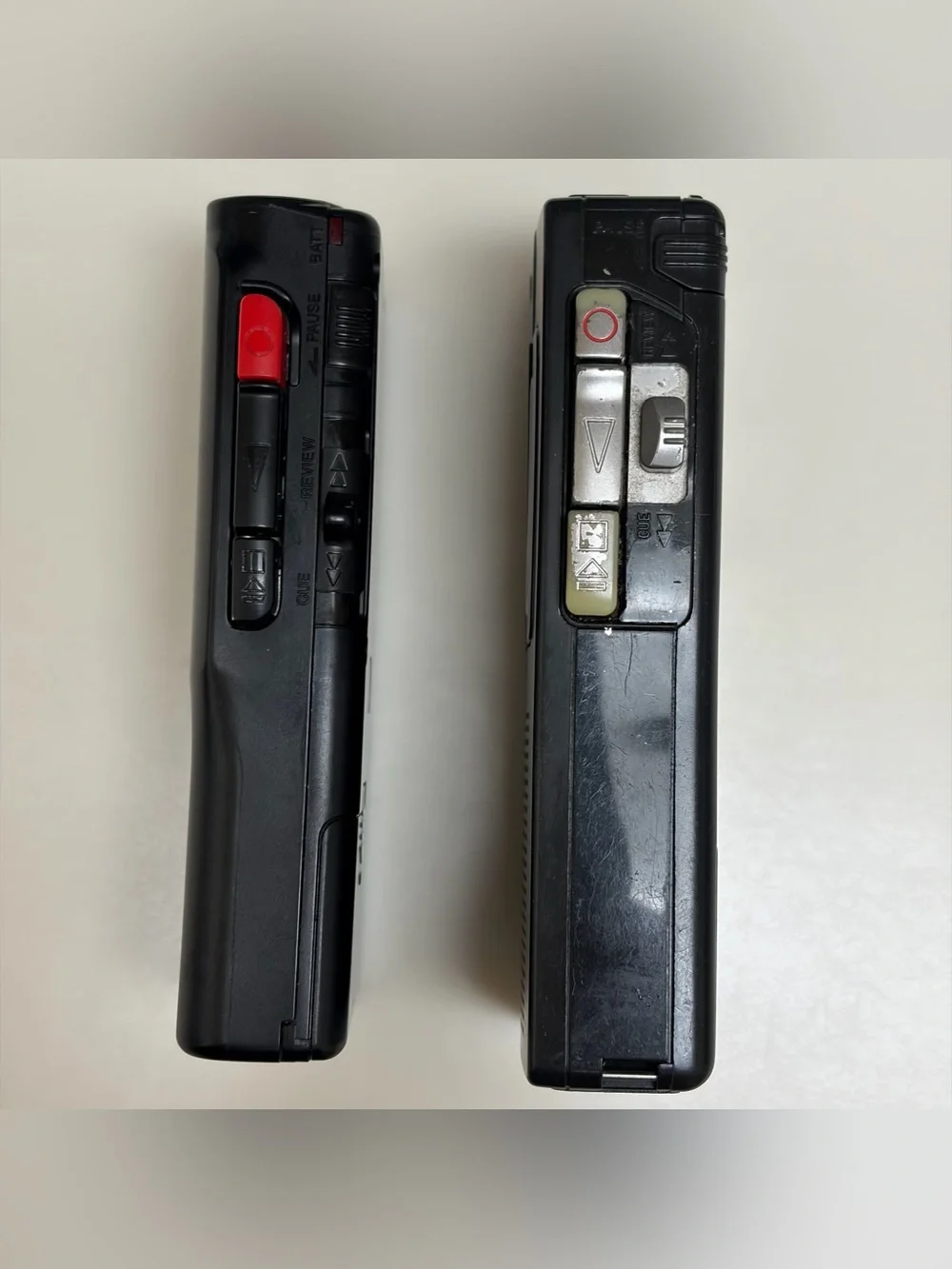 Lot of 2: M-330 / M-425 Microcassette-Corder Handheld Voice Recorder 